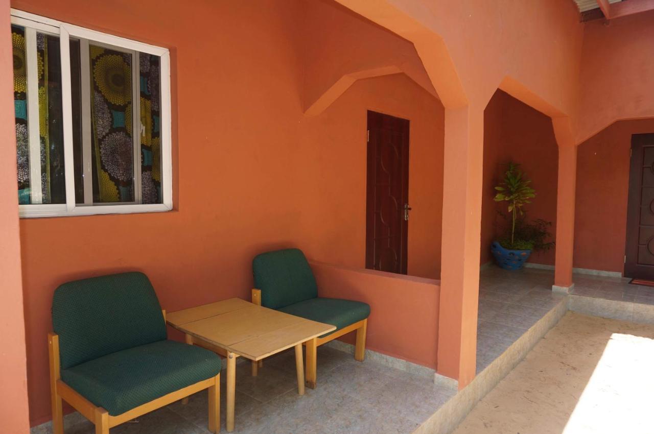 The Gunjur Project Lodge Экстерьер фото